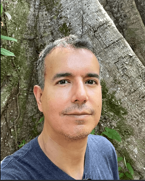 Portrait of me, Helio Sales, the developer, the mind, the man behind Guess The Woof